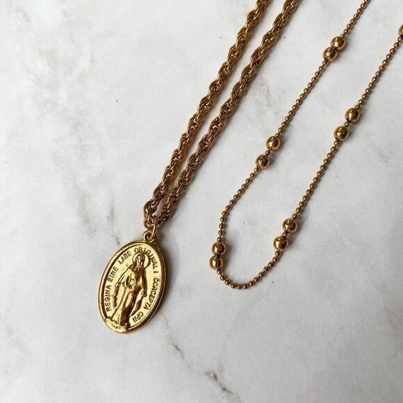 Set of Two Layered Necklace Gold - Picture 3 of 8